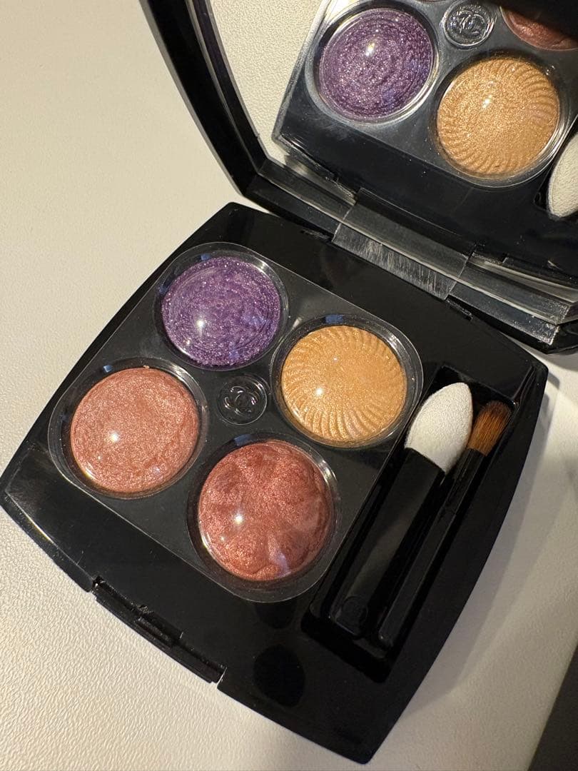 CHANEL アイシャドウ レキャトルオンブルブトン 239
