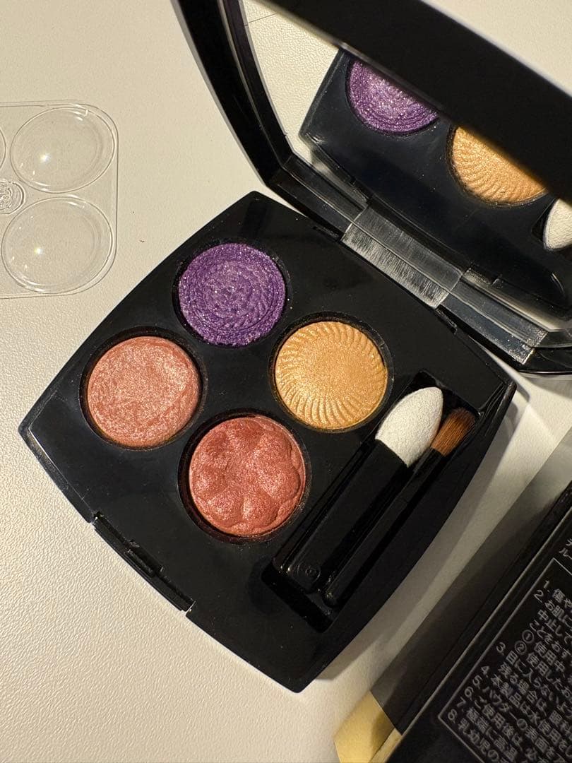CHANEL アイシャドウ レキャトルオンブルブトン 239