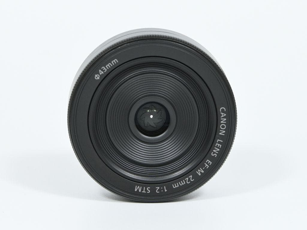 【ほぼ新品】 キヤノン　Canon EF-M 22mm F2 STM