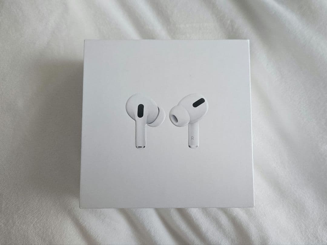 AirPods Pro 本体　充電ケース、外箱付き　AirPodsケース付き