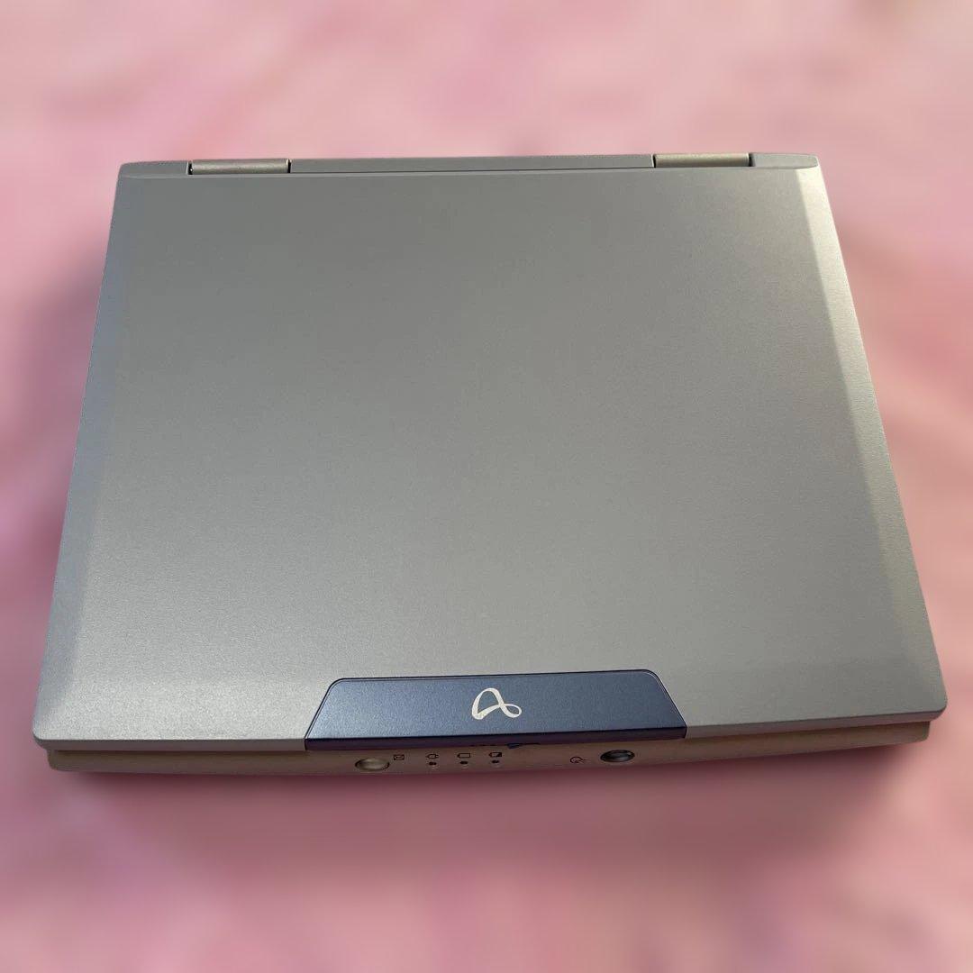 SHARP製ノートパソコン「Mebius PC-MJ700M」
