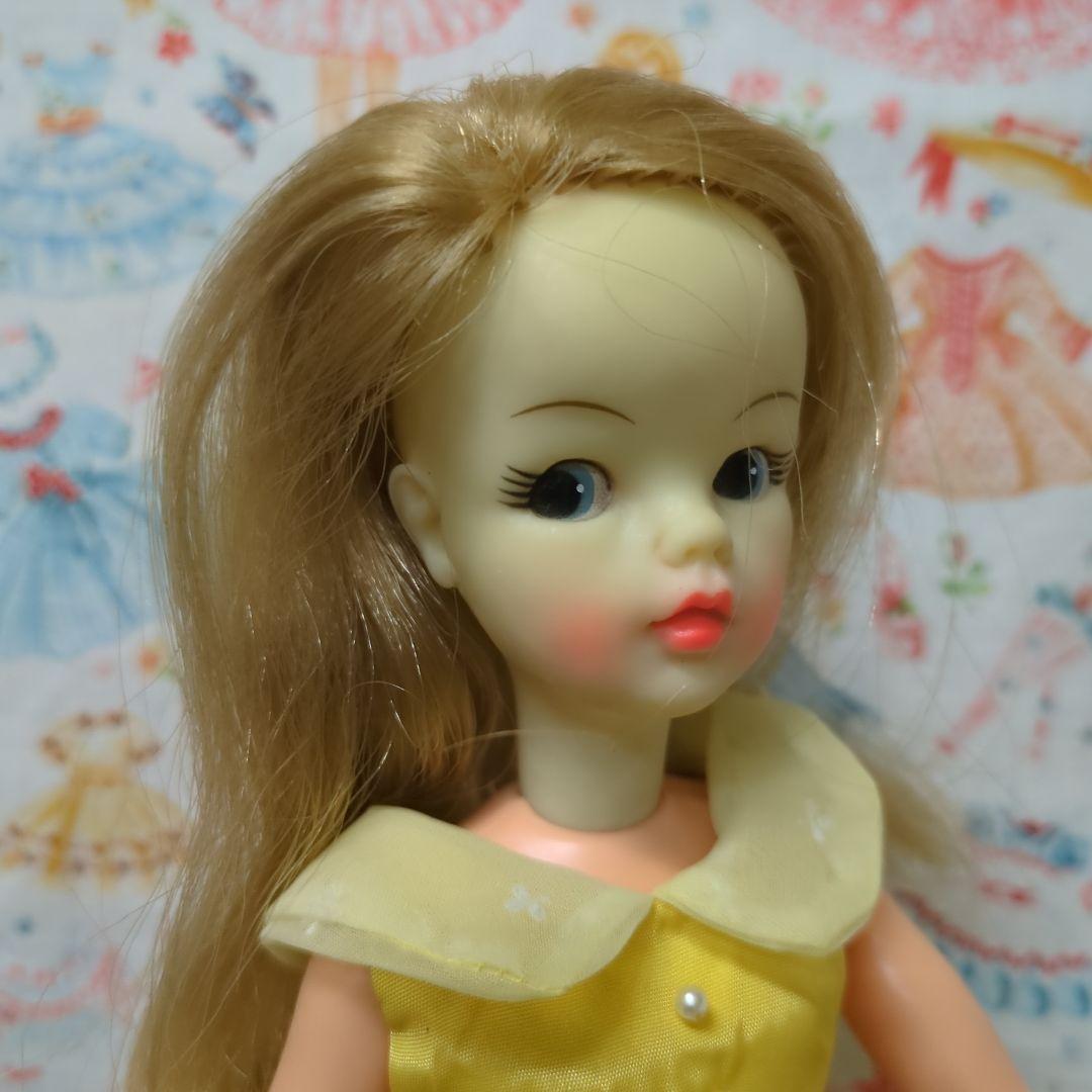 ロングヘアーのタミーちゃんお人形&オリジナルお洋服「オーバースカート」