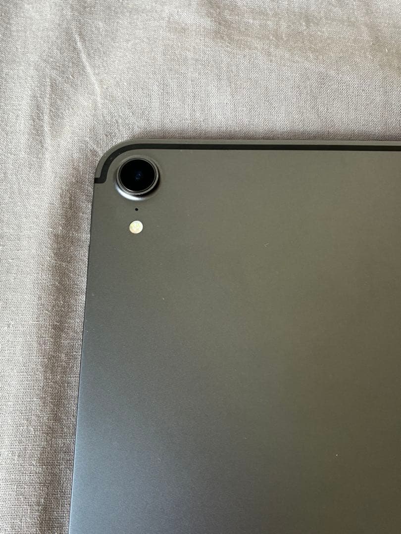 iPad Pro 11 第1世代 64GB Wi-Fi+Cellular