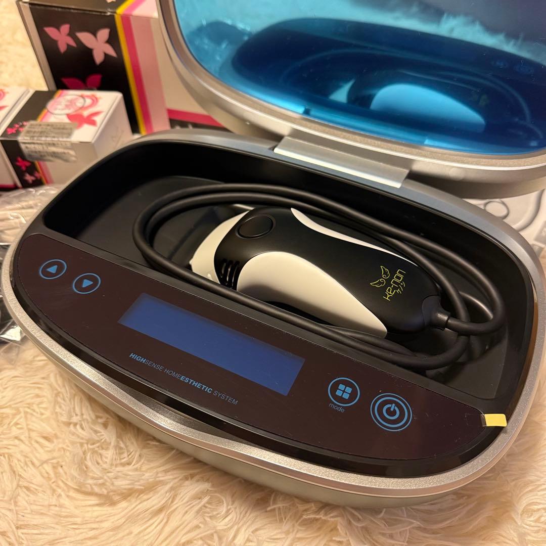 カードリッジ3つ付！　ケノン 脱毛器 Ver.8.4J フルセット