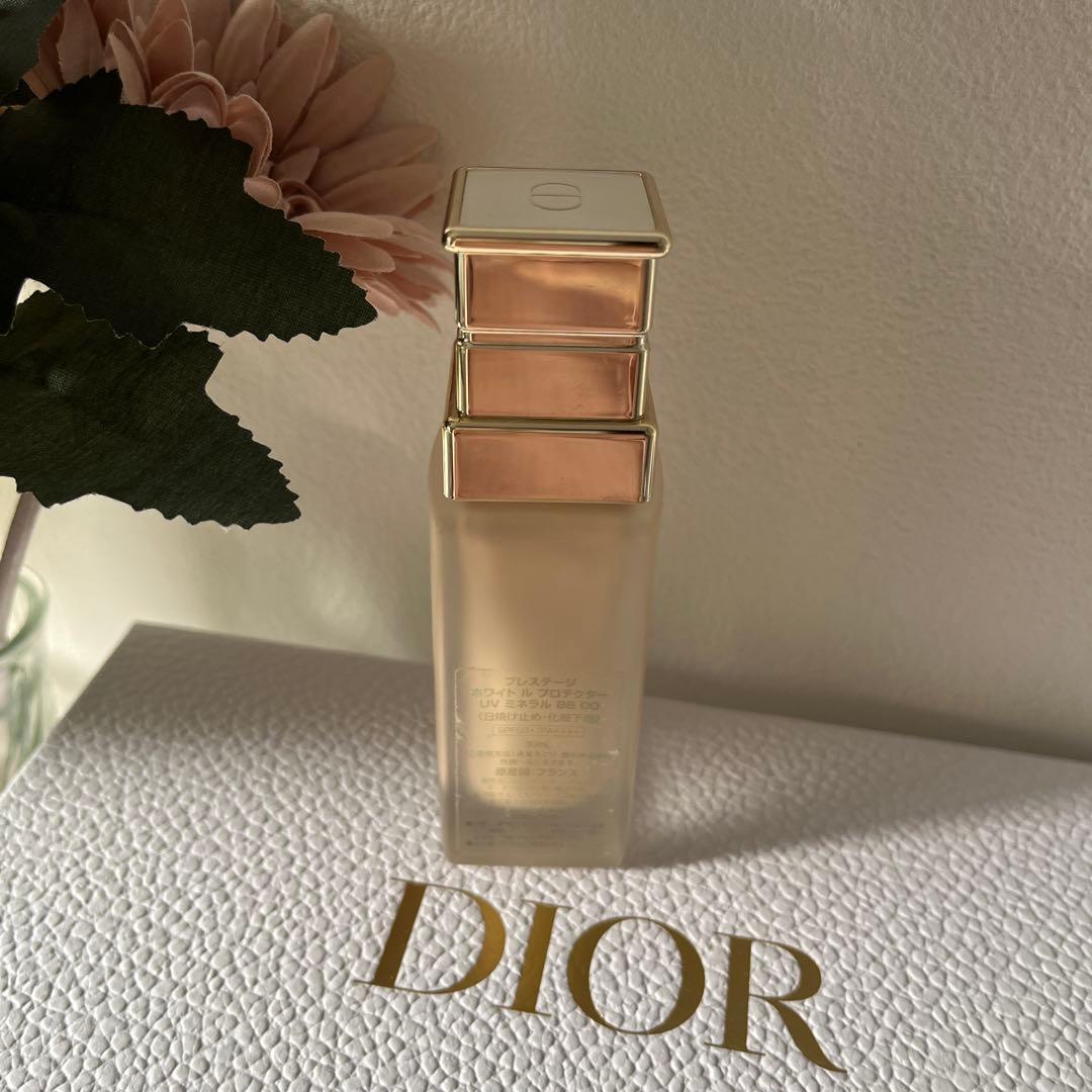 DIOR プレステージ ホワイトルプロテクターUVミネラル BB 00