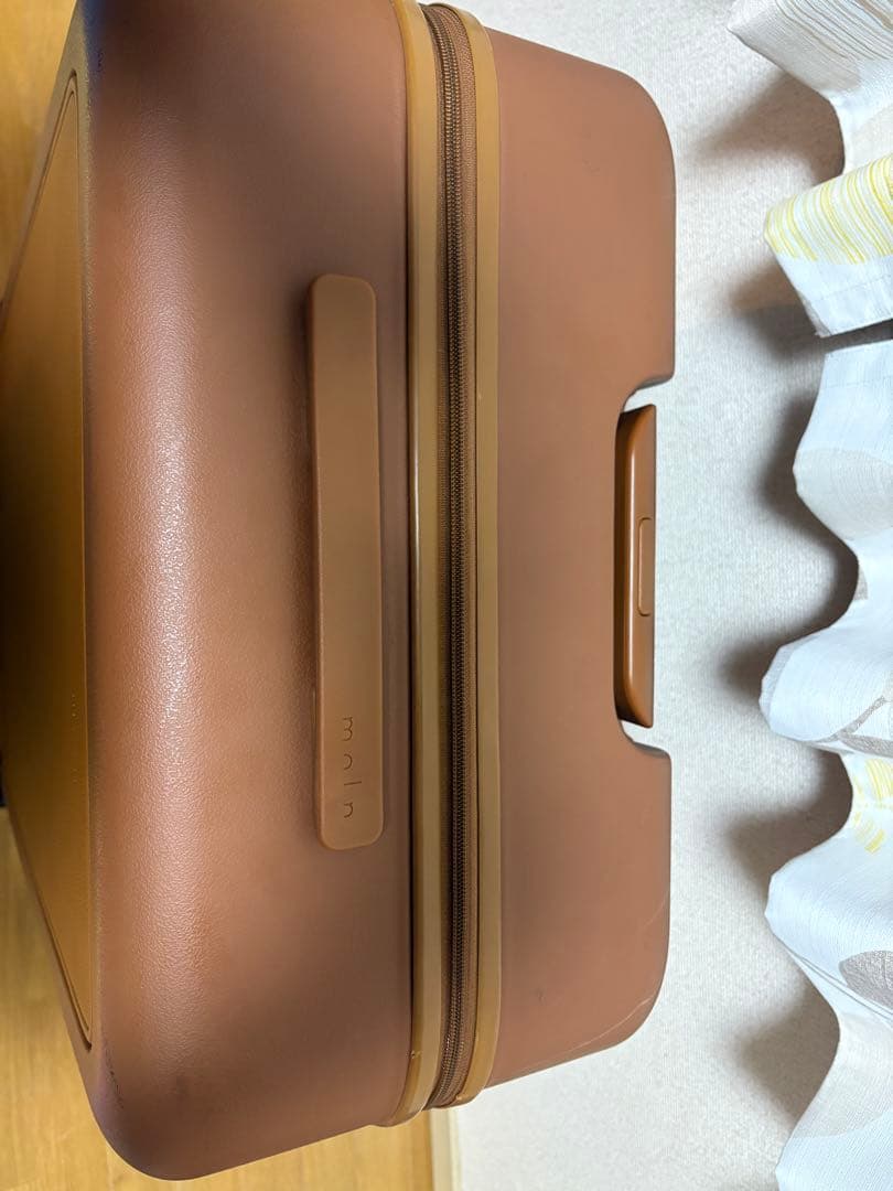 moln モルン　スーツケース　Large 92L