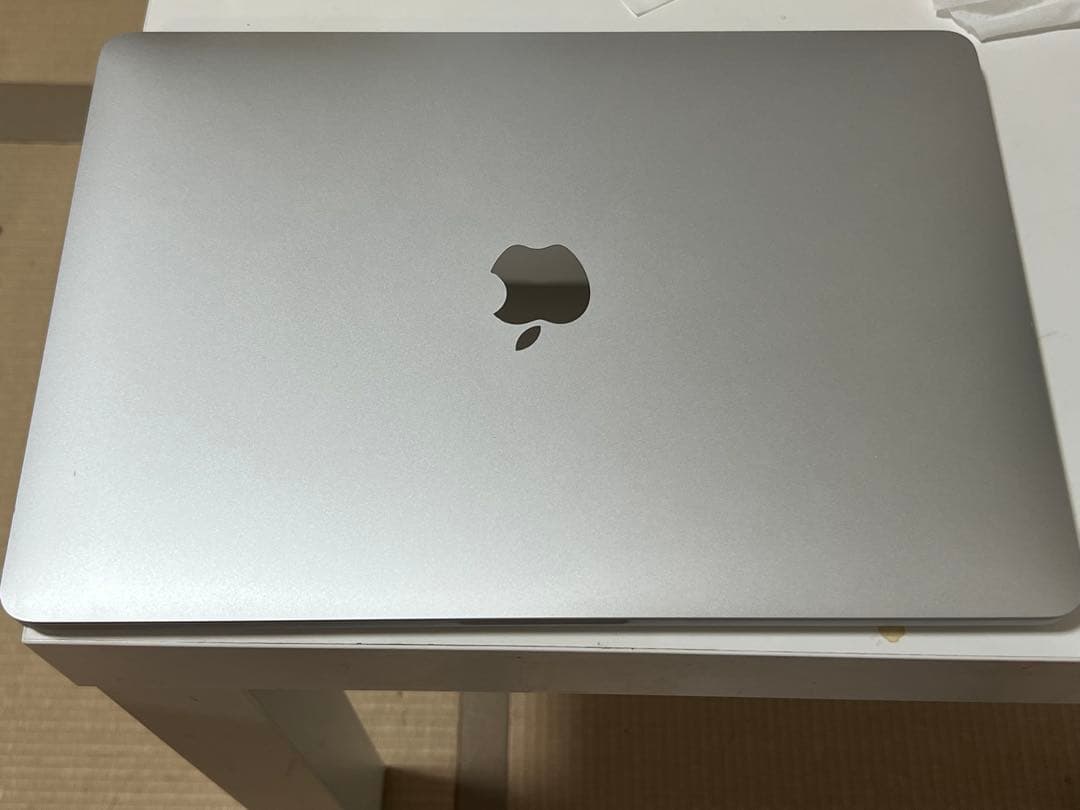 ★美品　傷無し★ Macbook Pro 2020 13inch i5