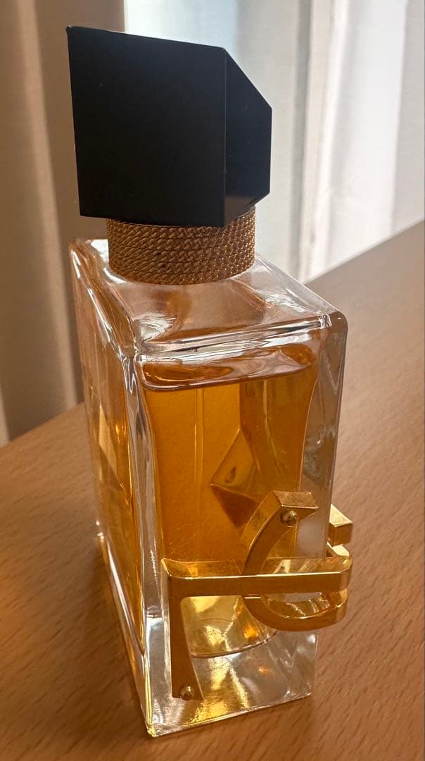 イヴ・サンローラン　リブレ　50ml 香水
