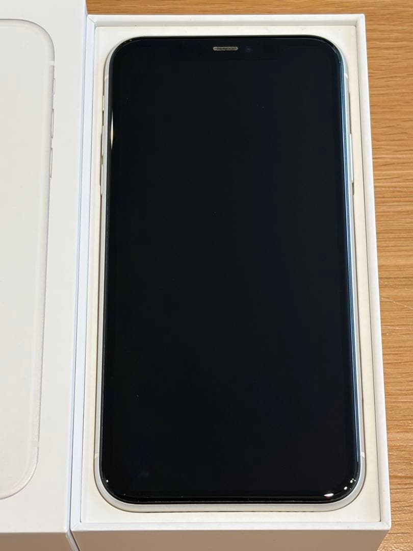 Apple iPhone 11 ホワイト 128GB SIMフリー