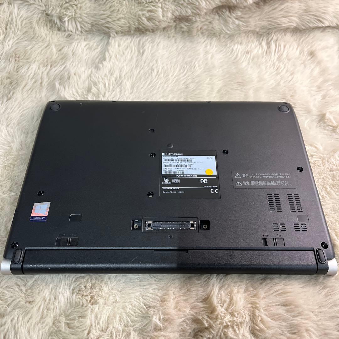東 芝 ノートPC Rシリーズ73 13インチi3-6006U