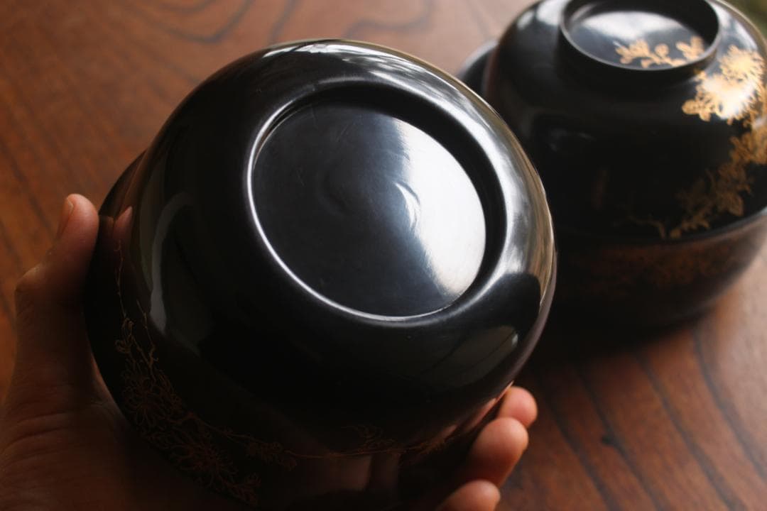 時代逸品！端正な時代黒漆に極上菊蒔絵の映える大椀2点（検懐石道具蒔絵椀茶道具
