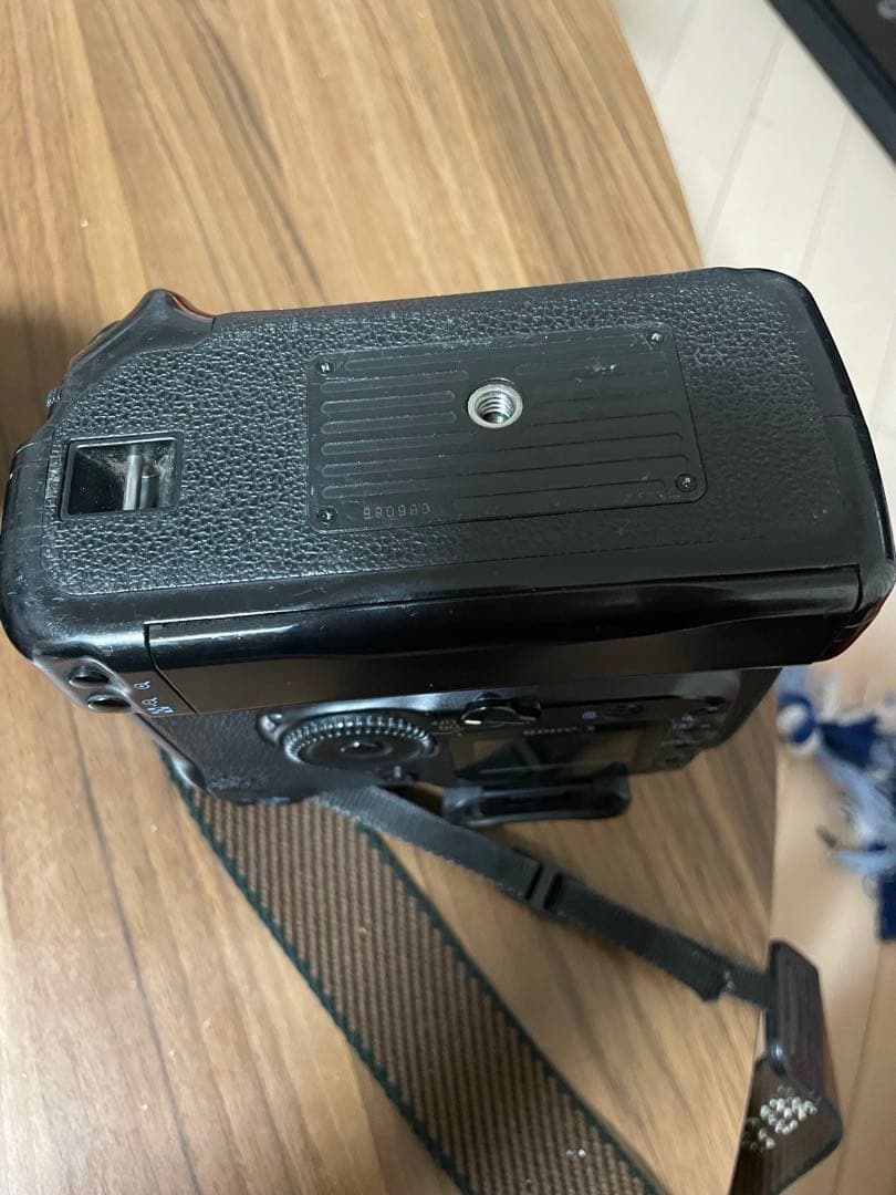 Canon EOS 20D デジタル一眼レフ 動作未確認