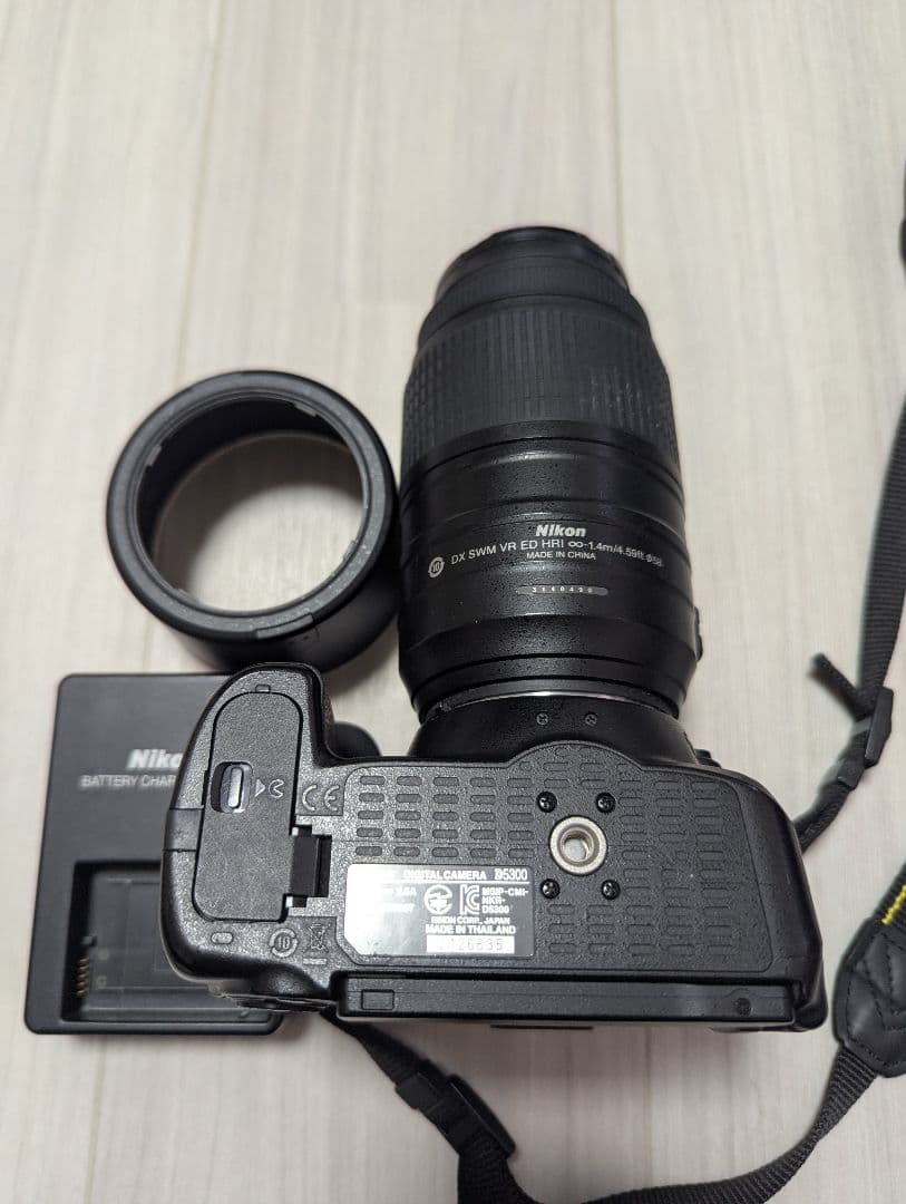 Nikon D5300 デジタル一眼レフカメラ・望遠レンズ55-300mmセット