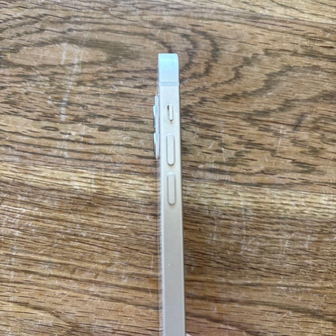 Apple iPhone 12 ホワイト 本体