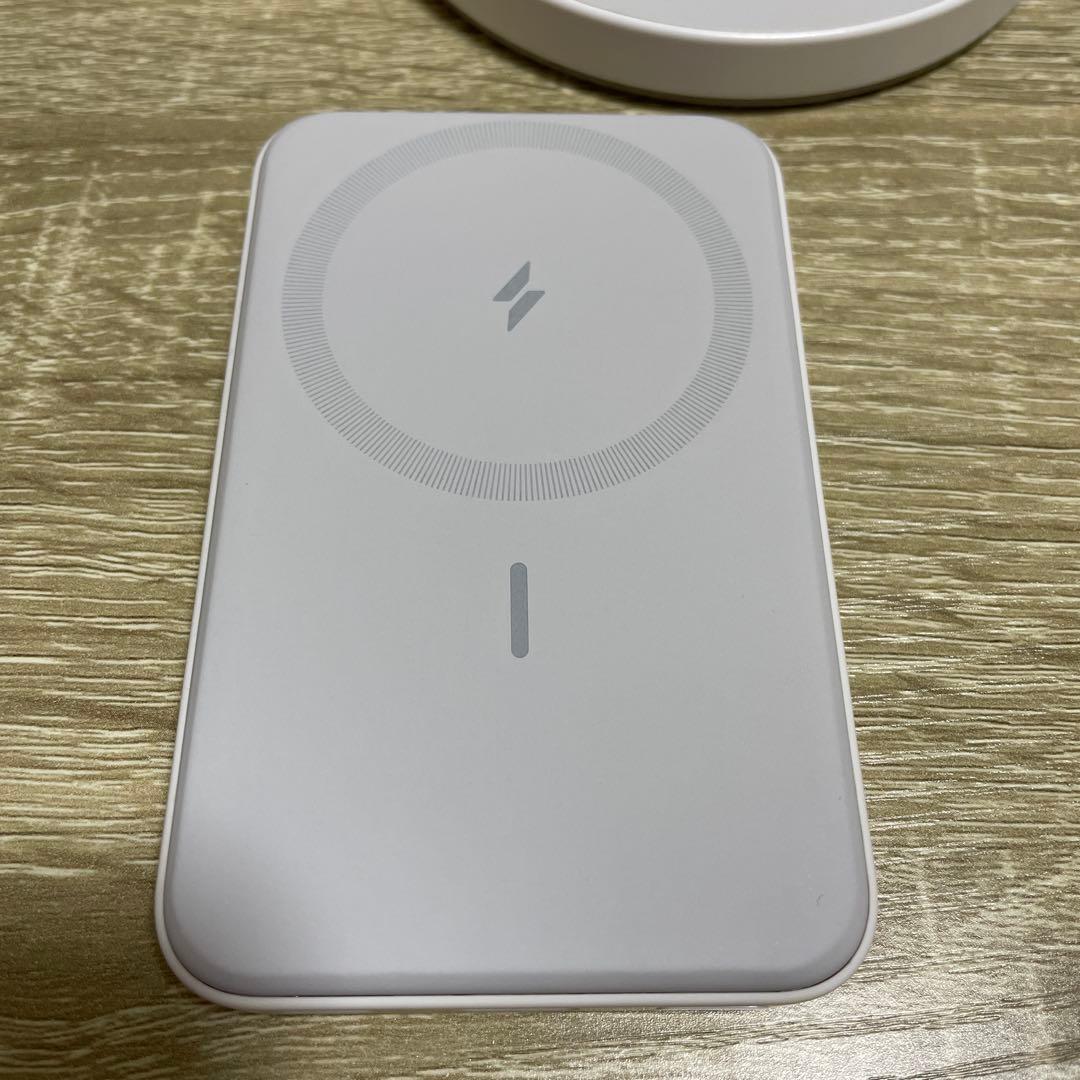 ANKER ワイヤレスモバイルバッテリー ホワイト｜Anker 633