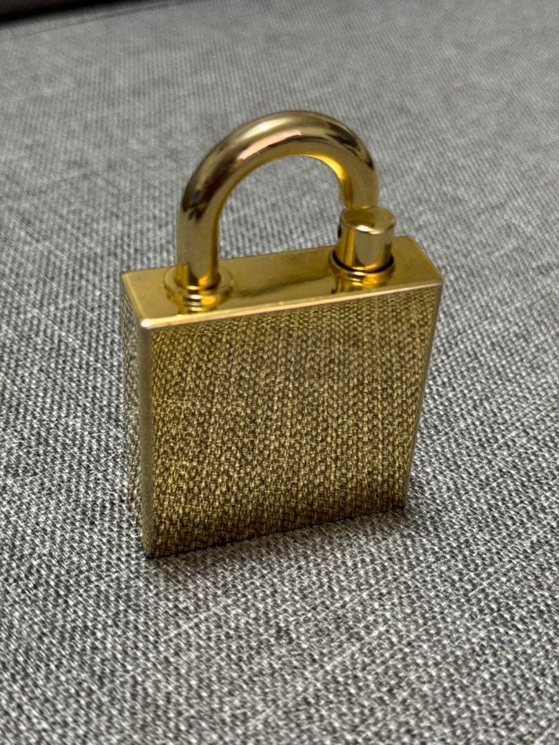 HERMES カデナ ジュエルロック 香水