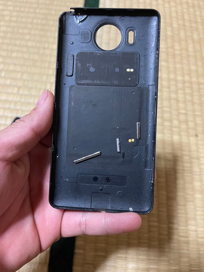 スマートフォン本体 LUMIA 950