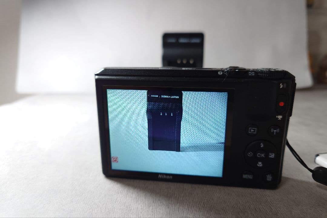 【美品】Nikon COOLPIX S7000 ブラック