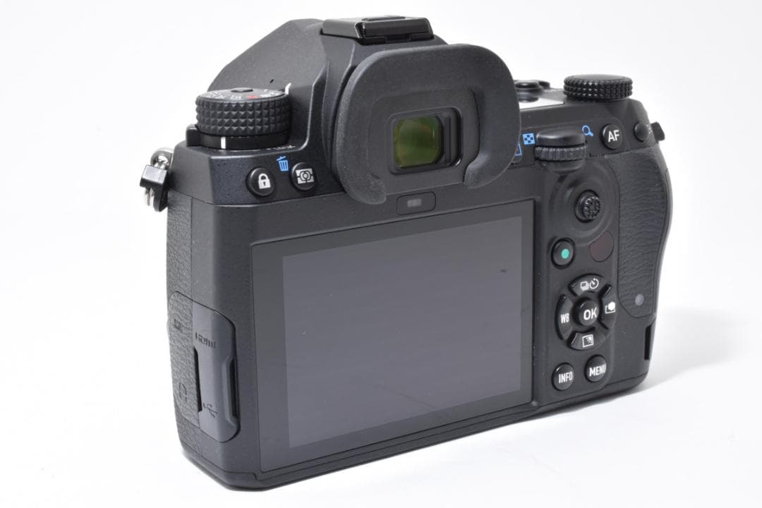 【超美品】Pentax K-3 MarkⅢ デジタルカメラ 箱 充電器 #480
