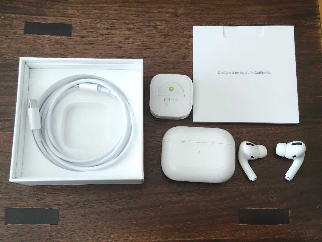 セール中‼️【AirPods Pro第一世代】本体ワイヤレス充電ケース付き