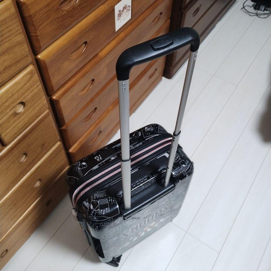 スヌーピー 中型キャリーカート　付属品付き　ブラック　スーツケース　旅行
