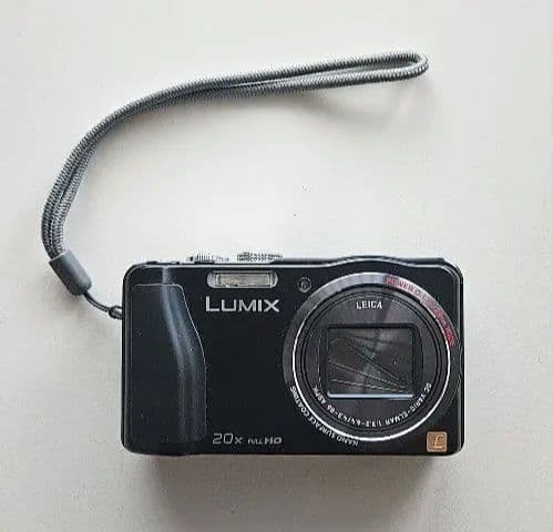 デジタルカメラ LUMIX DMC-TZ30