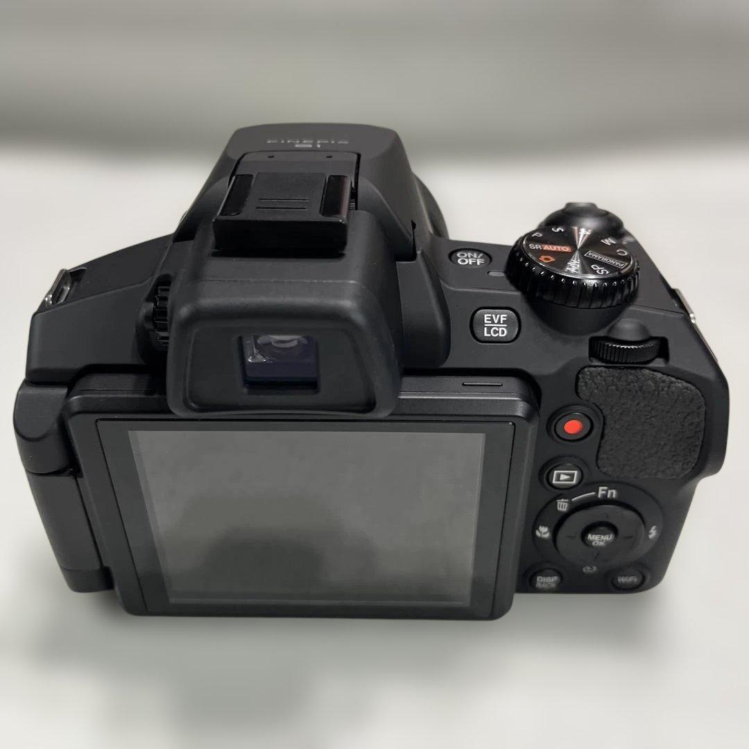 FUJIFILM FINEPIX S1 デジタルカメラ《ジャンク》