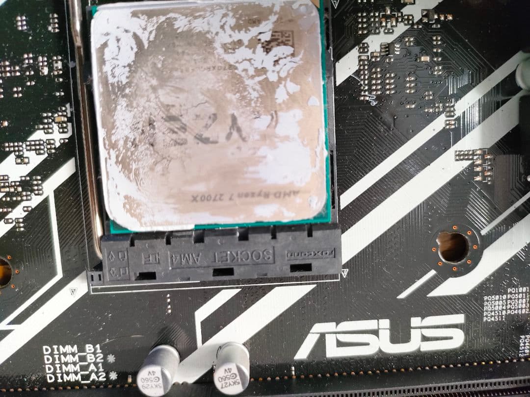 Ryzen7 2700X / Asus x470prime / 虎徹ファン