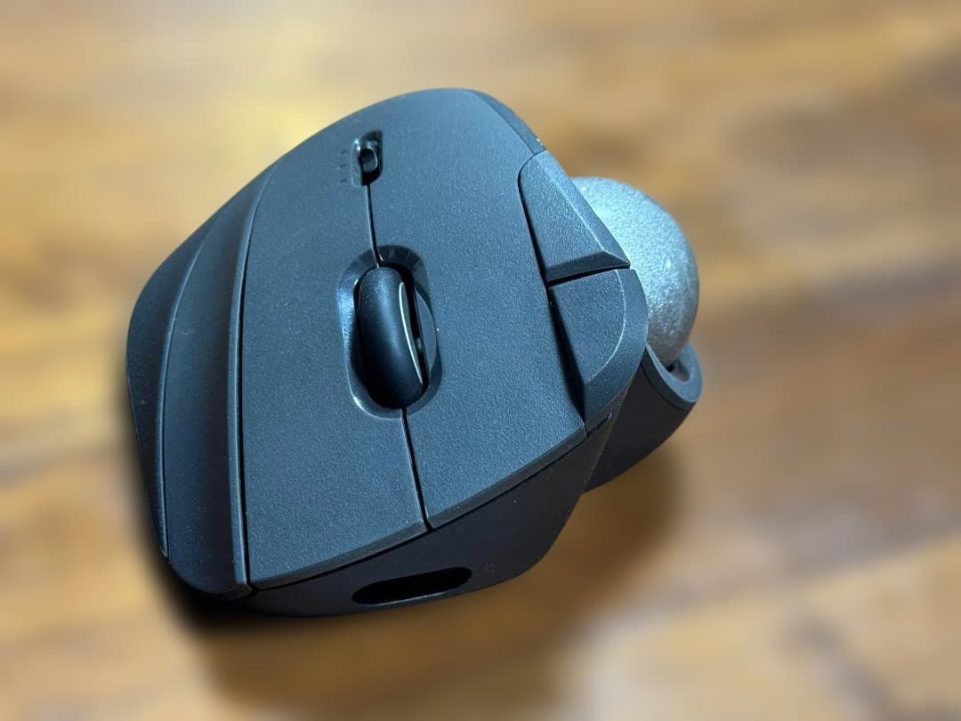 エレコム IST PRO トラックボール M-IPT10MRSABK ほぼ未使用