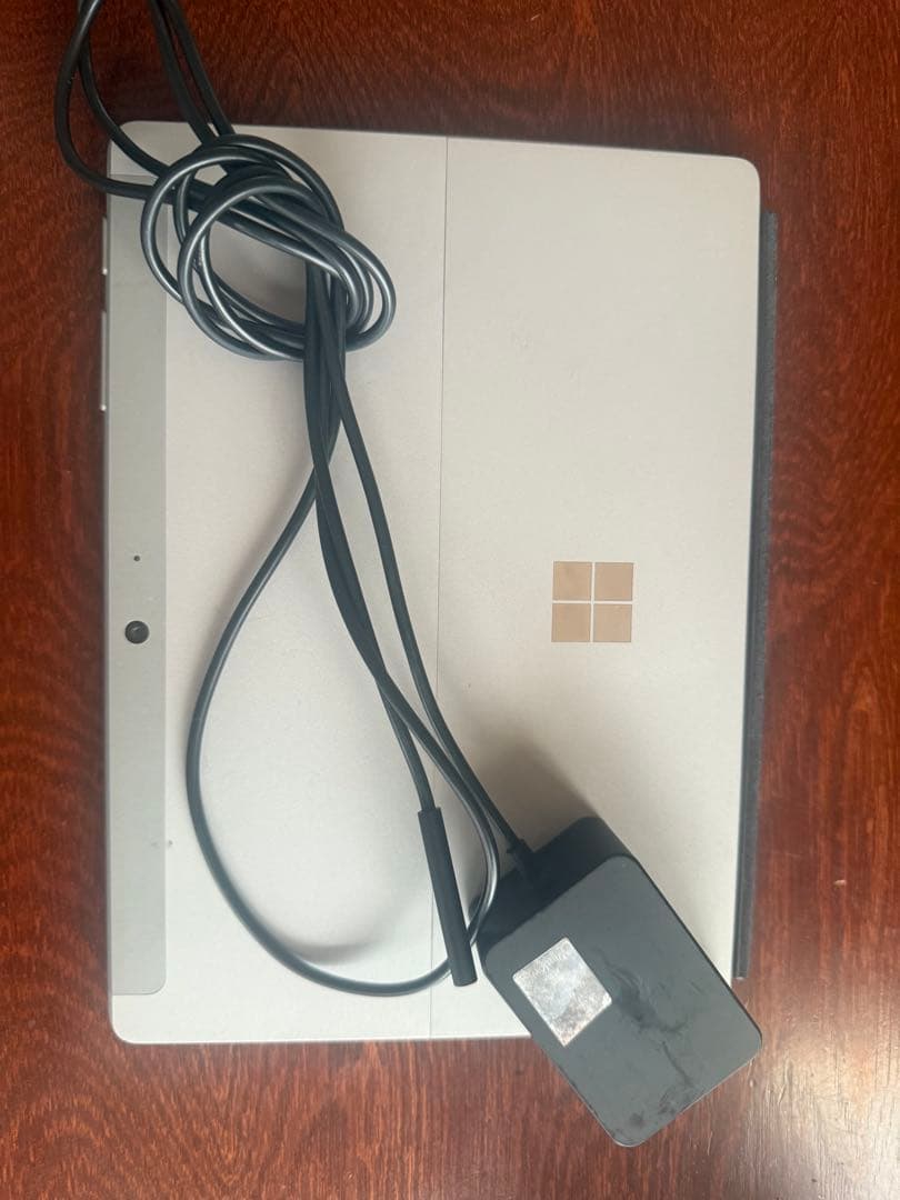 Microsoft Surface 本体 + キーボード + 充電器