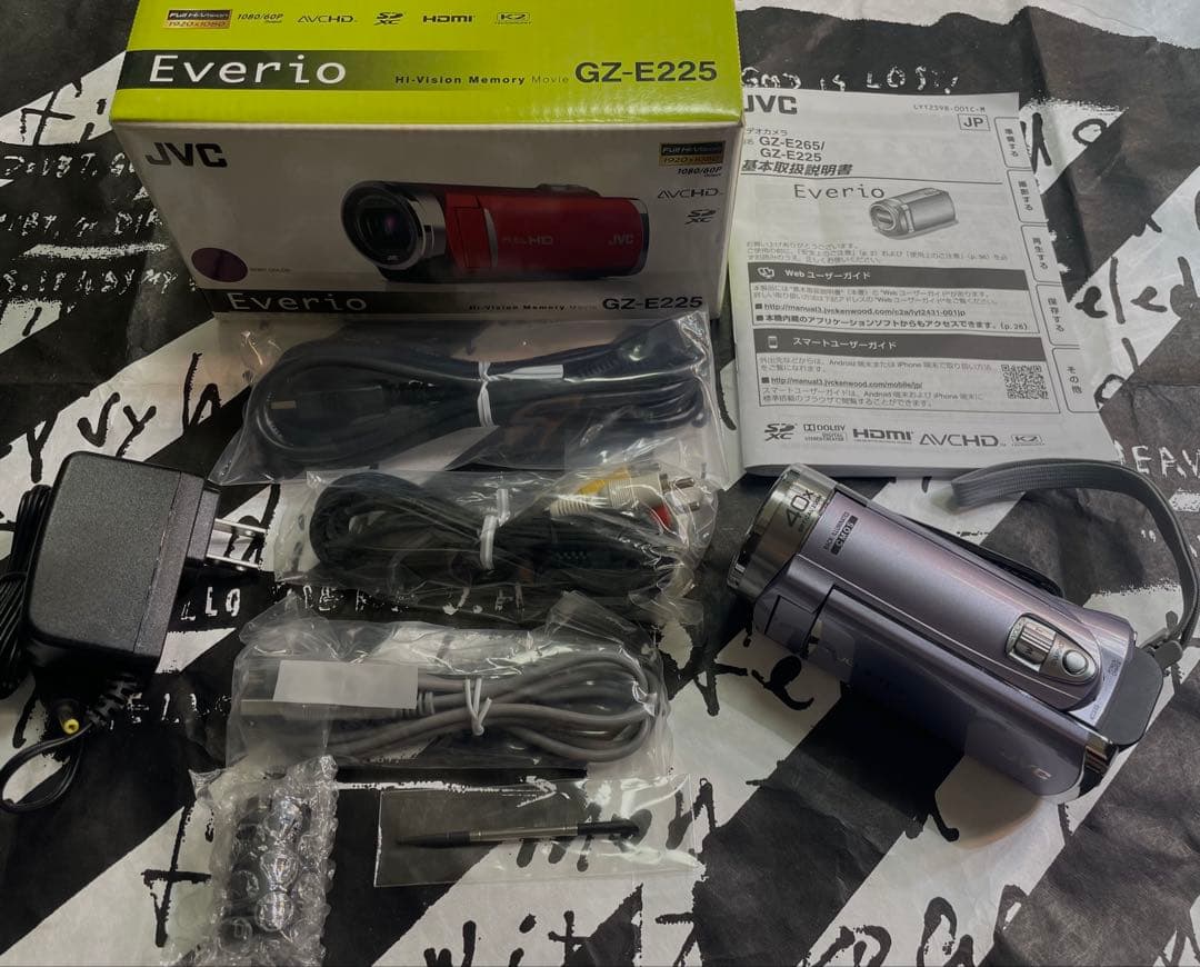 JVC Everio GZ-E225 パープル