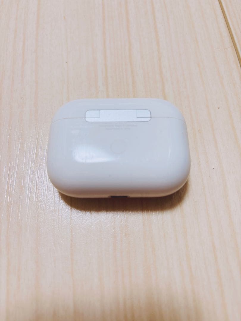AirPods Pro 本体 充電ケース付き ホワイト 第1世代