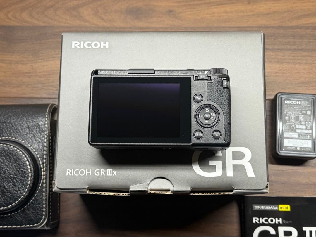 【美品】RICOH GR IIIx コンパクトカメラ