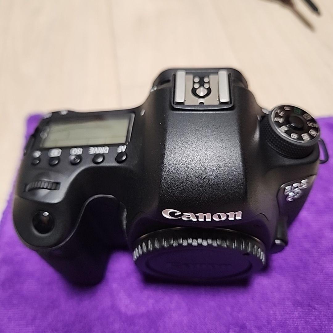 Canon キヤノン EOS 6D 中古 比較的綺麗