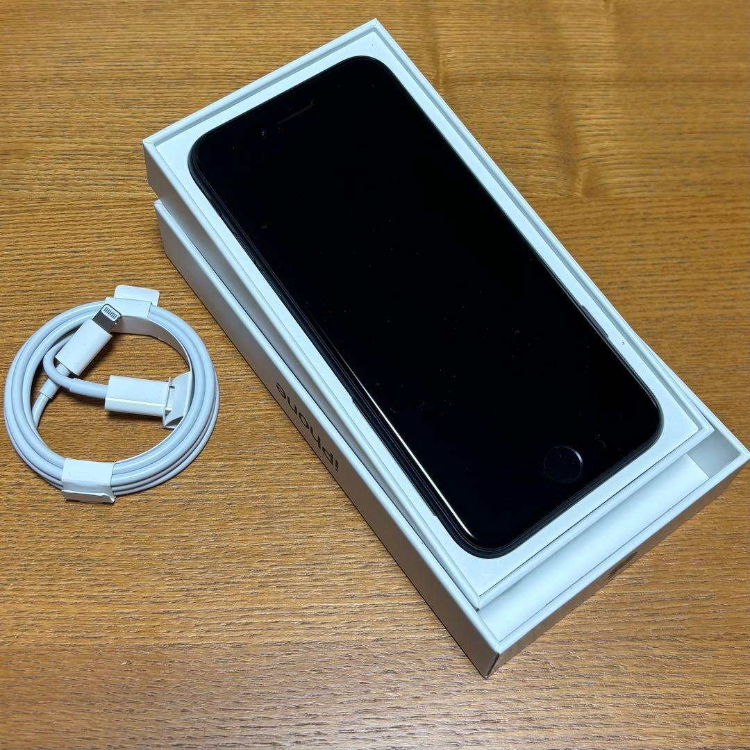 iPhone SE (第3世代) 64GB ミッドナイト