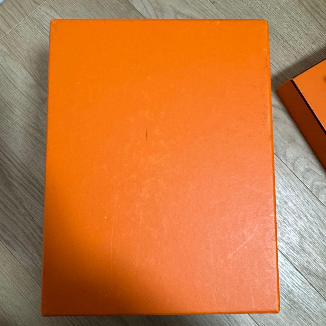 HERMES オレンジボックスと付属品，21㎝27㎝ピコタン