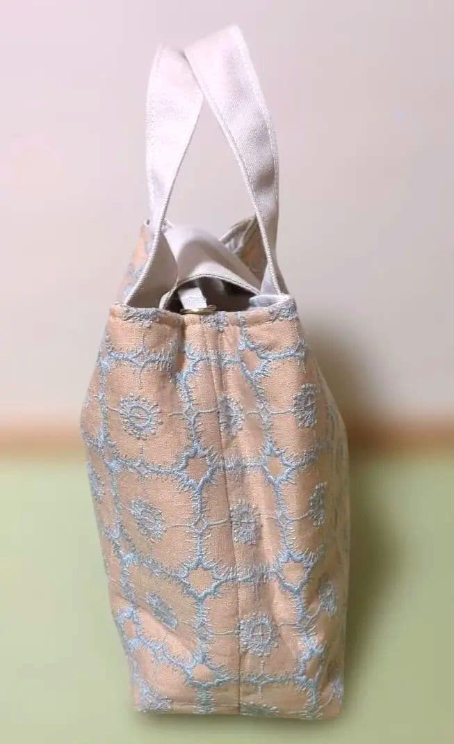 春らしいお出掛けに❣️ミナペルホネン⚮̈アネモネバック
