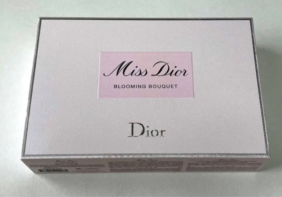 ＊新品未開封＊　Dior ブルーミングブーケ コフレセット　香水