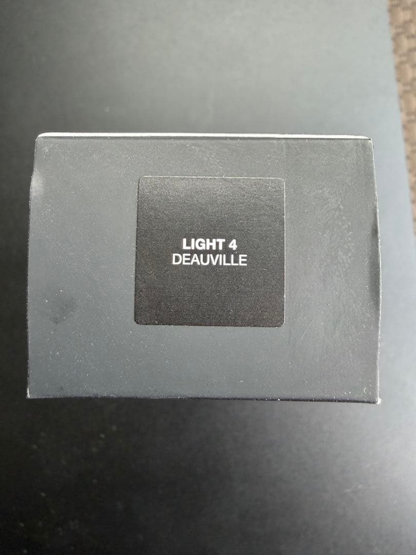 ナーズ NARS リキッドファンデーション DEAUVILLE 新品