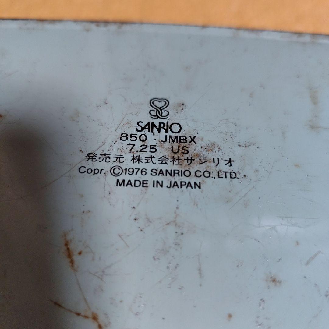 昭和レトロ　サンリオ昭和50年品　キティちゃん缶BOX