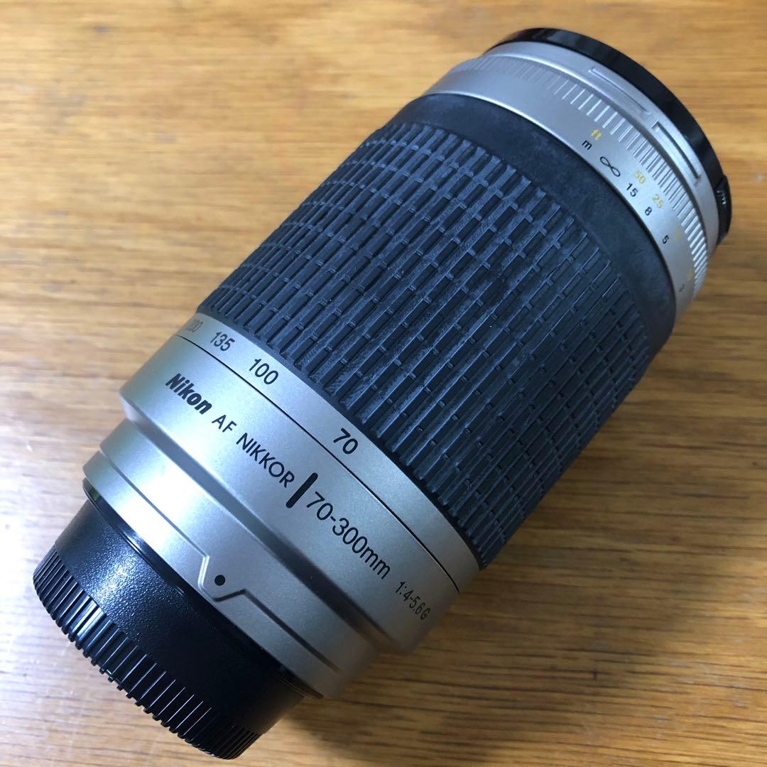 ニコン Nikon U(フィルム一眼レフカメラ)、ダブルズームレンズ