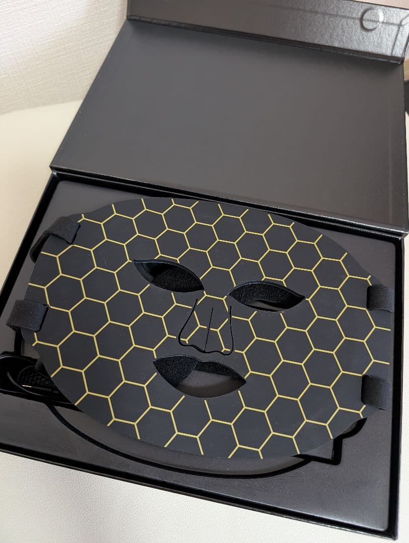 LED美顔器 フェイスマスク型