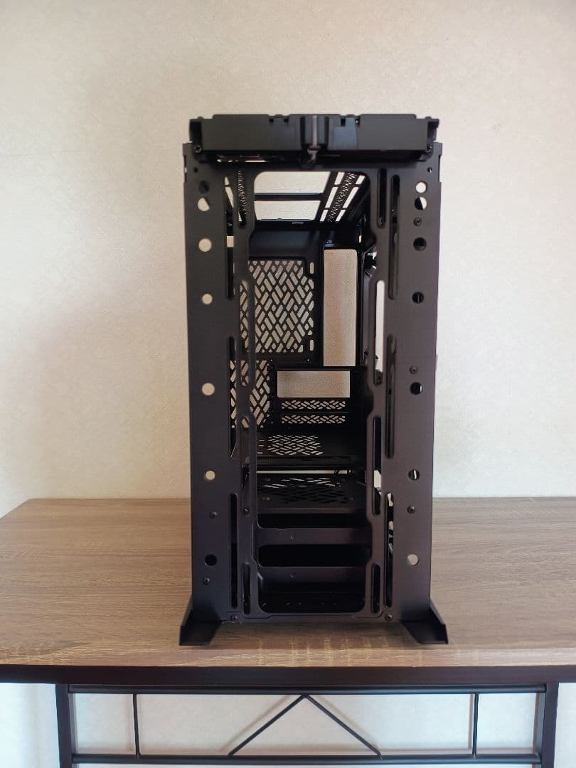 Define 7 Mini Solid ミニタワー型PCケース