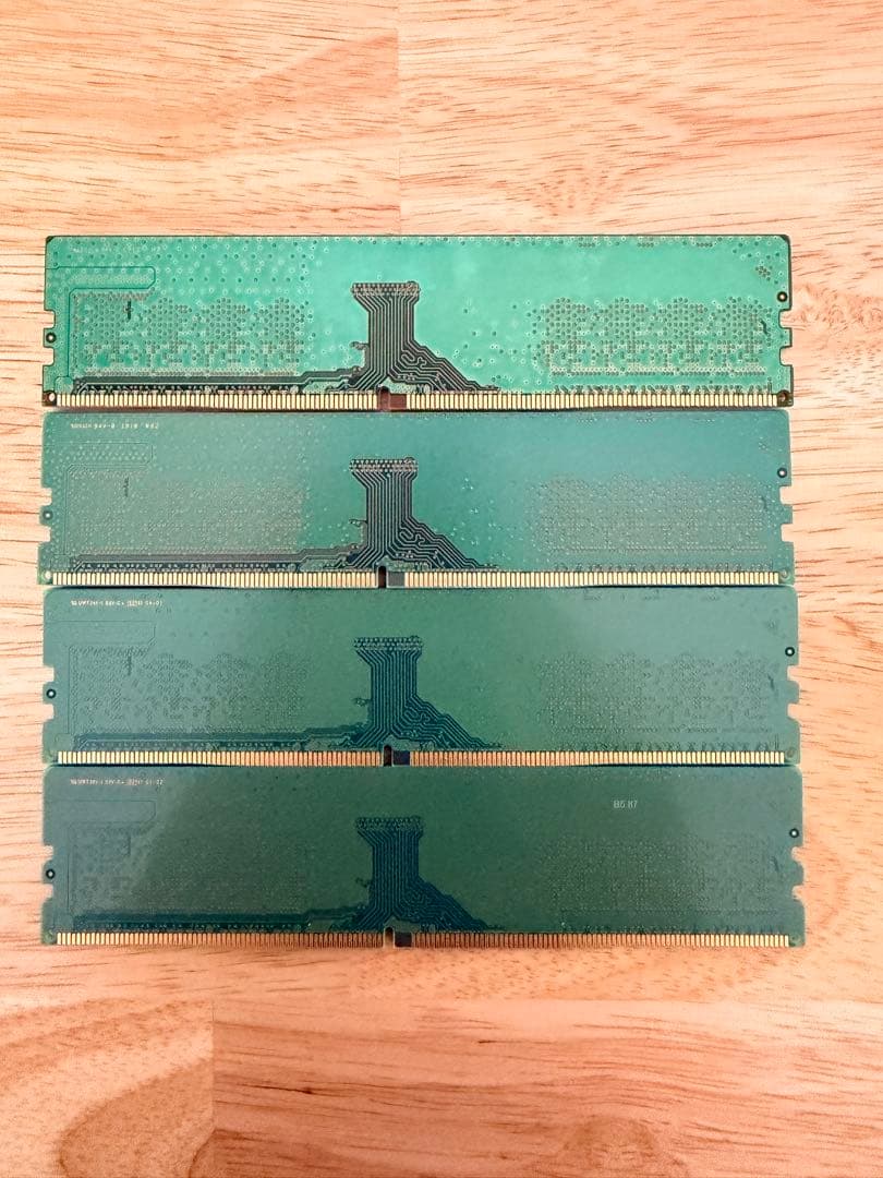 Samsung DDR4-2666V 8GB×4枚組 (計32GB)