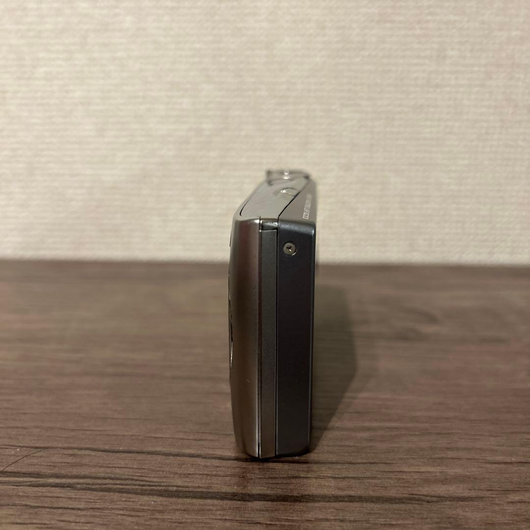 CASIO EXILIM EX-Z2000 デジタル　シルバー