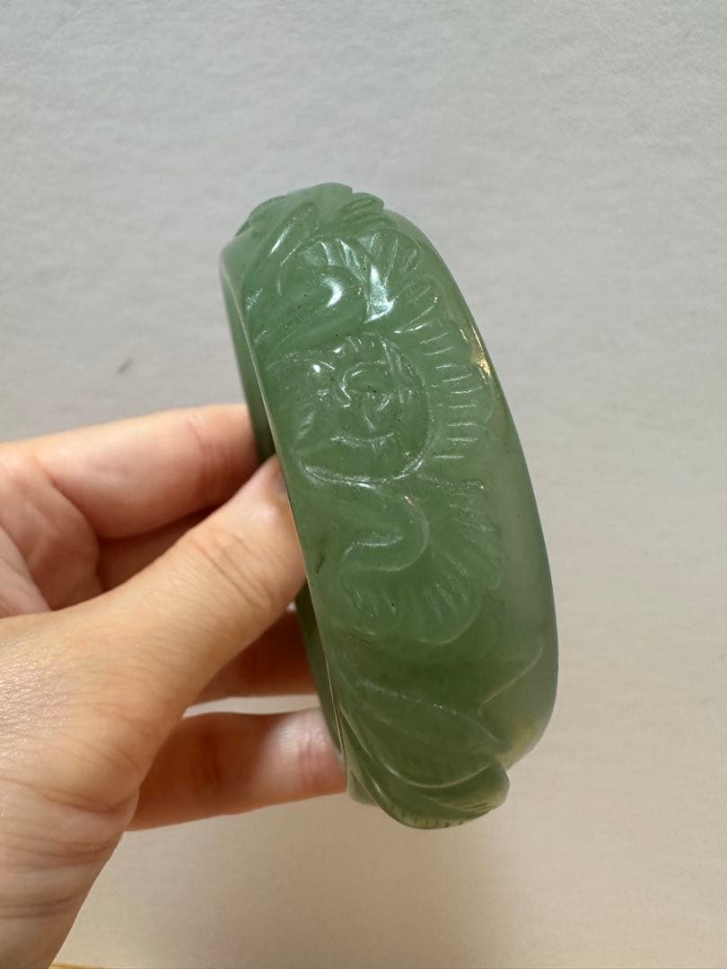 鳳戯牡丹 佘太翠バングル