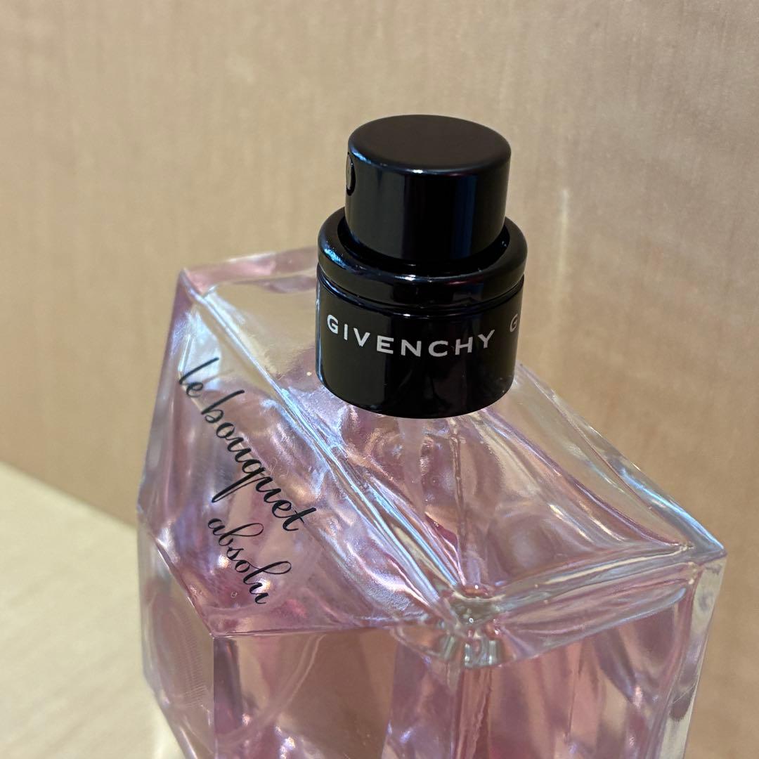♠︎ジバンシー　ル　ブーケ　アブソリュ　オーデトワレ　50ml
