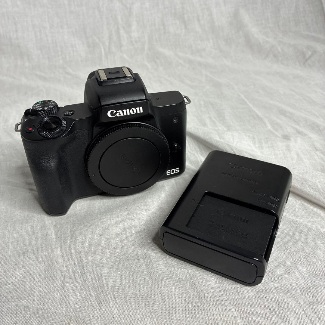 Canon EOS Kiss M ボディ バッテリー 充電器 ジャンク現状渡し