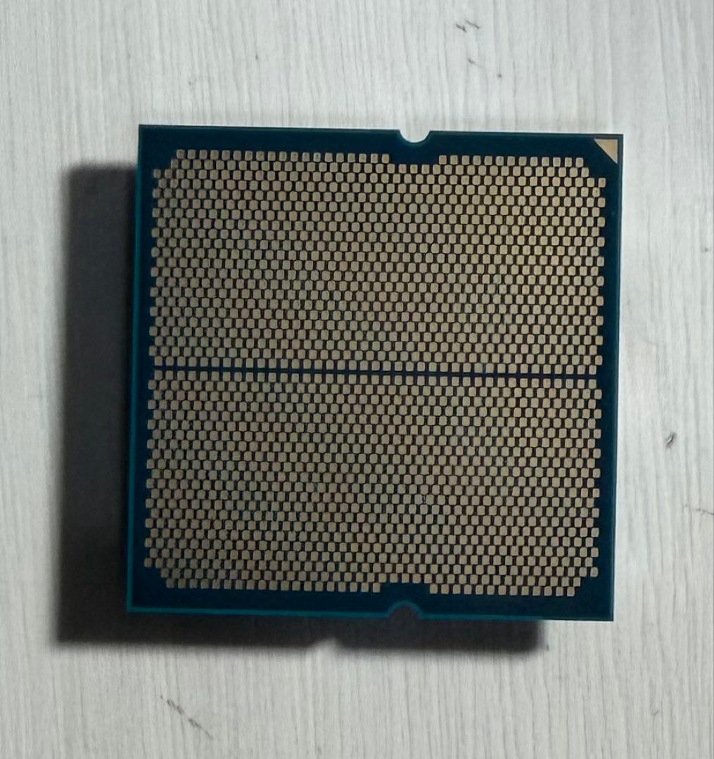 【ジャンク】AMD RYZEN7 9800X3D