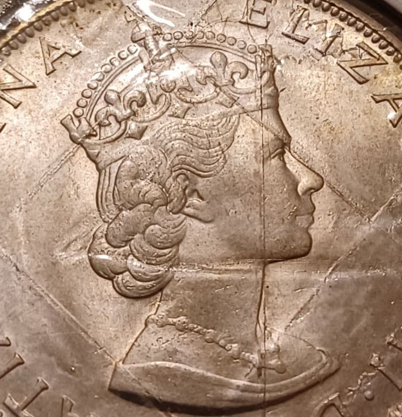 バミューダ(イギリス海外領土) 難破船シーベンチャー号を持ったライオンさんの銀貨